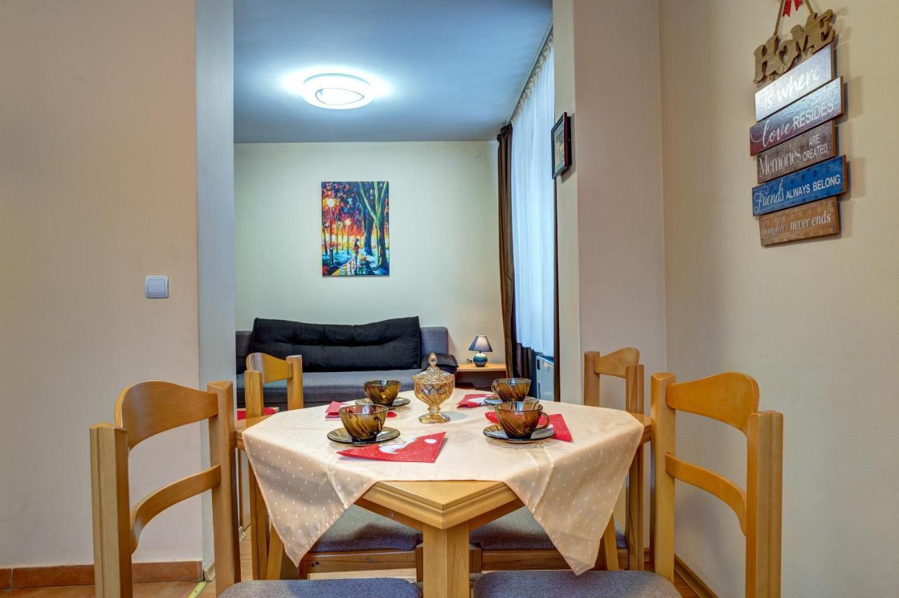 *Cozy And Cute* 1Bd Apartment In The Castle Complex Παμπόροβο Εξωτερικό φωτογραφία